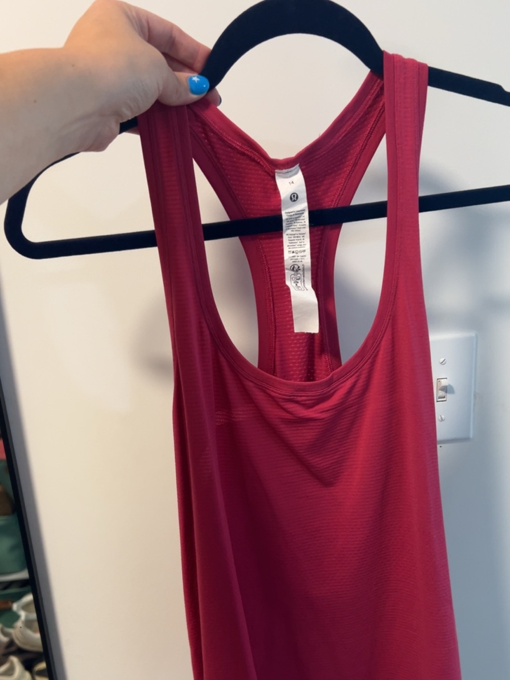 Lululemon tank